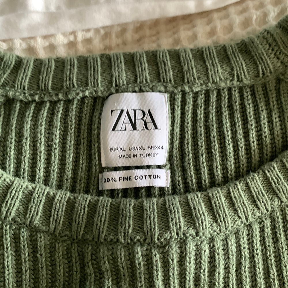 100% Cotton Made in Turkey Sweater